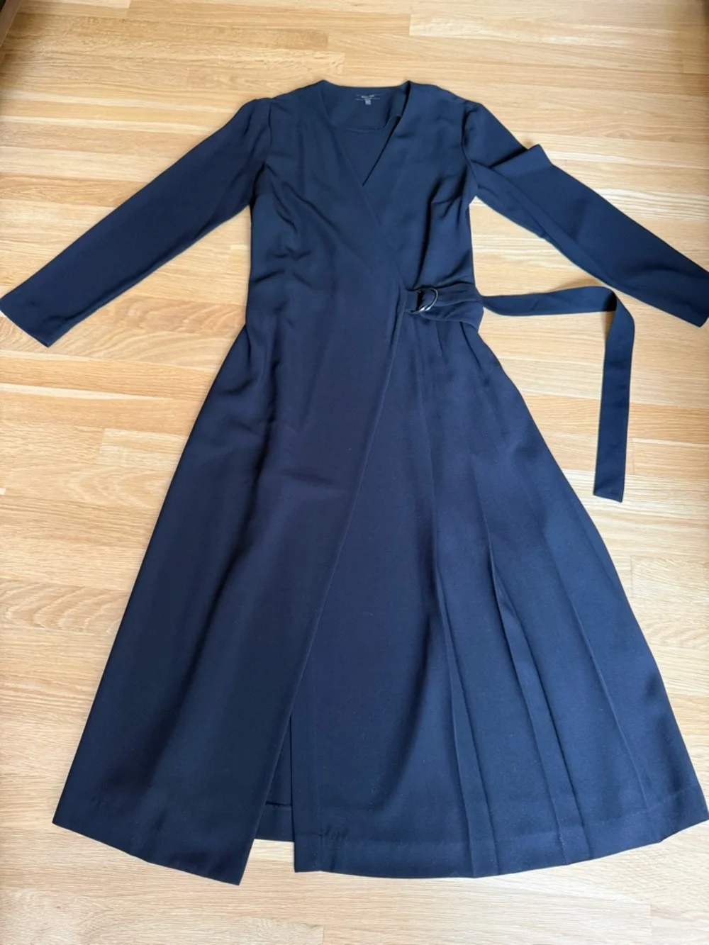 Massimo Dutti Black Long Sleeve Wrap Midi Dress - Picture 1 of 2
